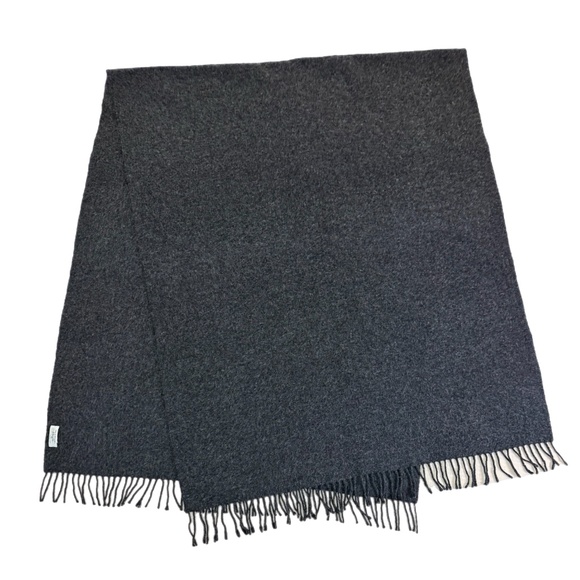 Wilfred Oversized Charcoal Wool Scarf 🇮🇹 – Fabric Made in Italy - Picture 4 of 9
